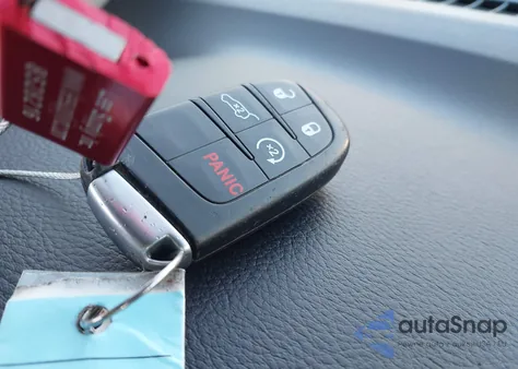 2021 Jeep Grand Cherokee Limited 4X4 z USA, uszkodzony, nr VIN 1C4RJFBG7MC646643